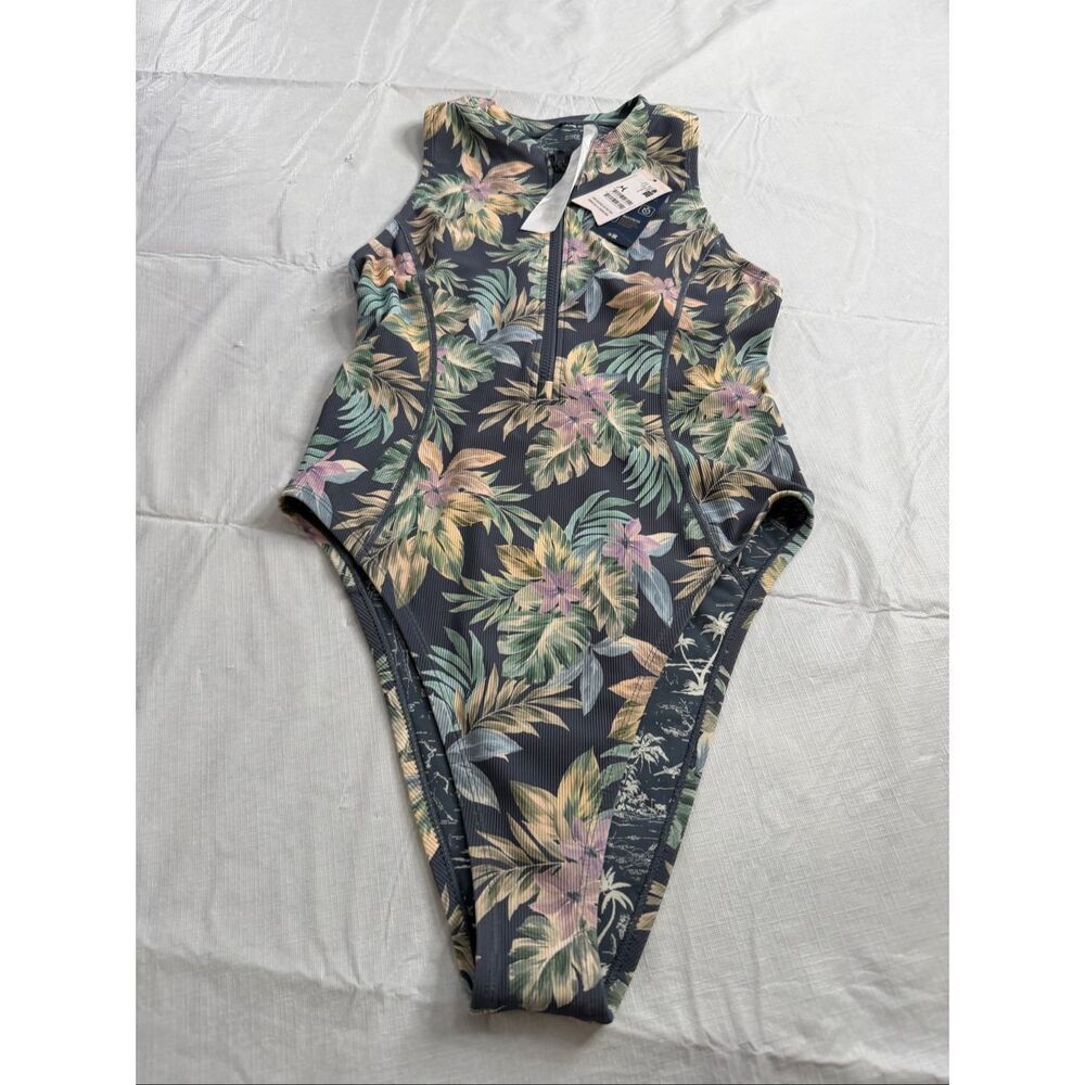 NWT Salty Crew One Piece Surf Suit Front Zip Swimsuit Size Medium New